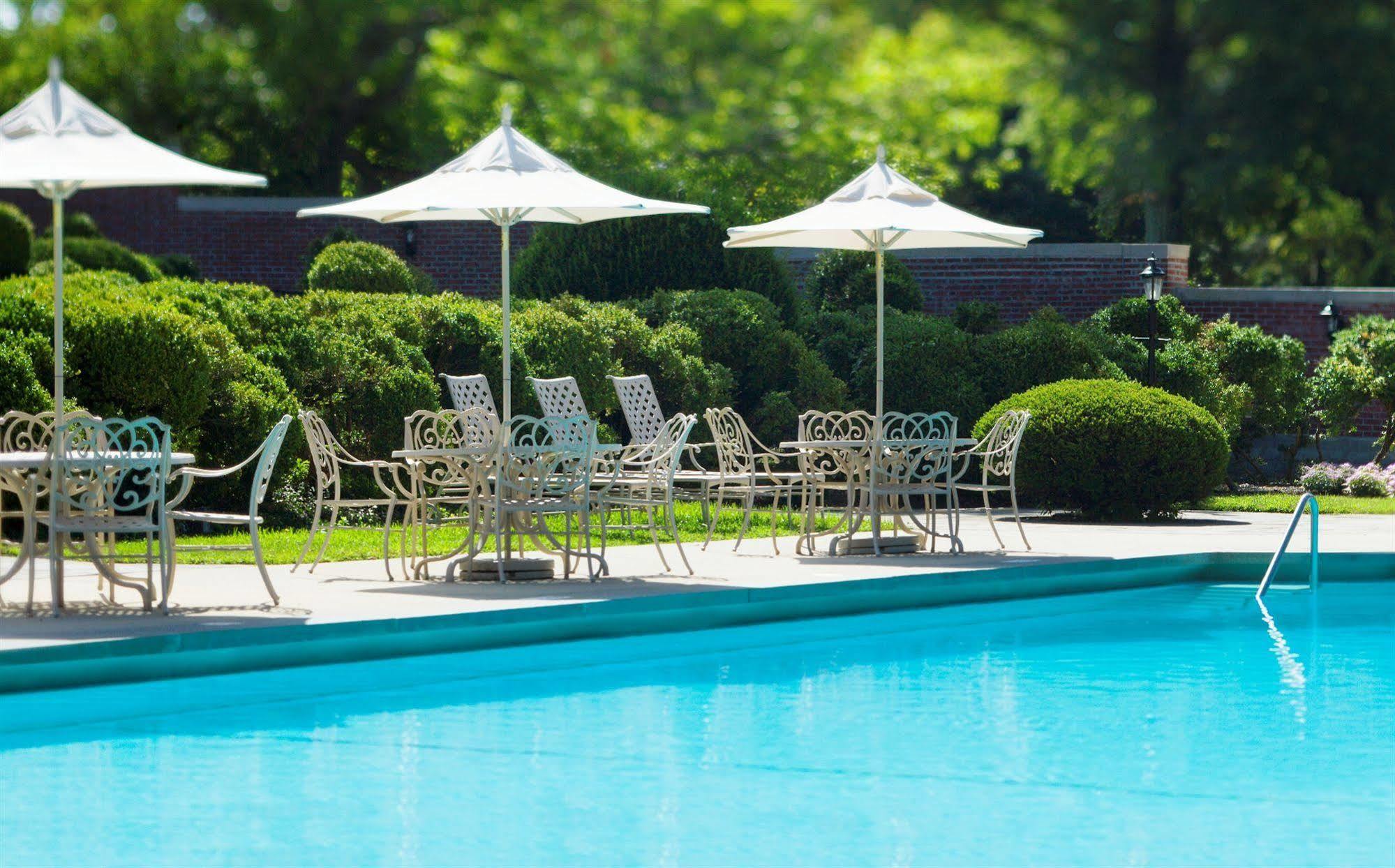 Glen Cove Mansion Hotel Exterior photo